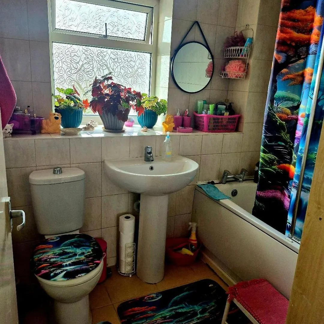 Private Room In Shared House-N 1 Nottingham