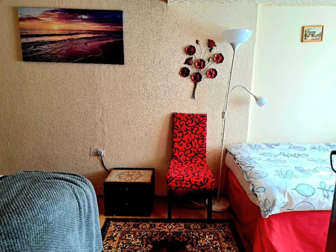 Private Room In Shared House-N 1 Nottingham United Kingdom