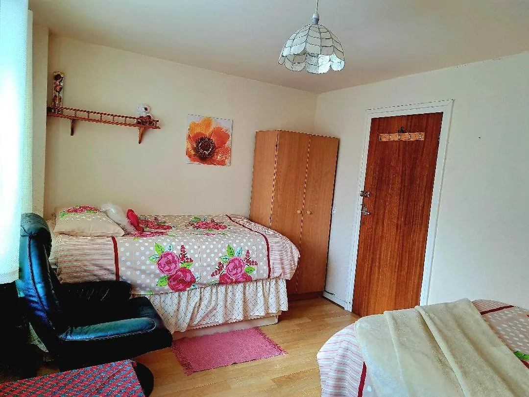 Private Room In Shared House-N 1 Nottingham