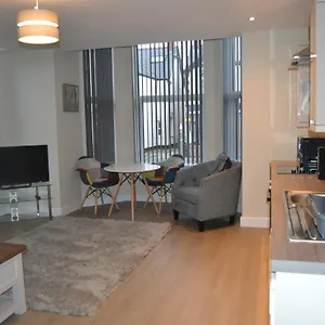  Apartment Meadow